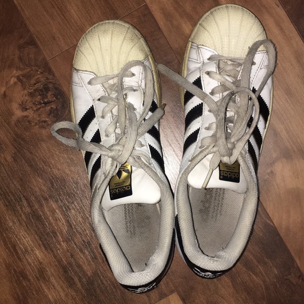adidas superstars